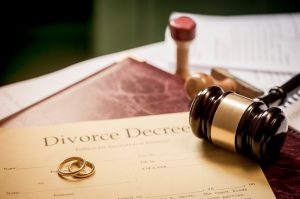 4 Signs It May Be Time to Seriously Consider Divorce 